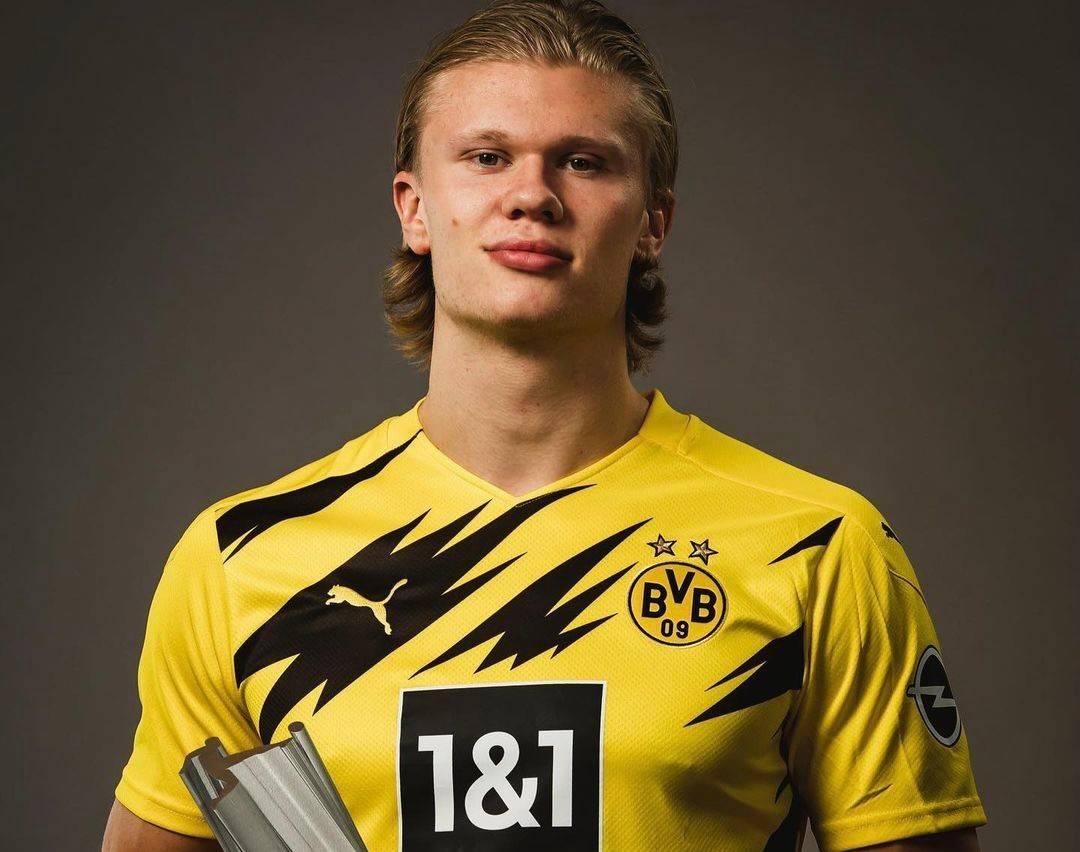 马雷斯卡：埃斯特旺像个旧时代的孩子，他不沉迷于手机和社媒（马雷斯卡：埃斯特旺有老派气质，不迷恋手机和社媒）